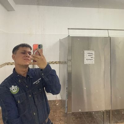 Fabian09372954's profile picture. 🇨🇴 
Bucaramanga 20 años y