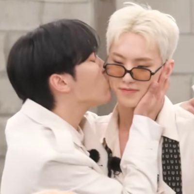 내 행복이 내 존재의 이유 ㅡ @BTS_twt @pledis_17 @_IUofficial @day6official @ENHYPEN_members ㅡ ☆ #이재욱 #YangYang杨洋 #ZhaoLusi #WangAnyu ☆ ㅣ #stayidrreview #giveawayxstayidr ㅣ