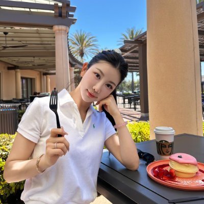 Seraphina19910's profile picture. Building my empire, brick by brick. 🏗️👑