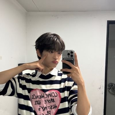 ୨ৎ\Periwizzle✨-🦋-🥚Random fandom🍥 07-Bi―tch🍈Daisy gurl✨️