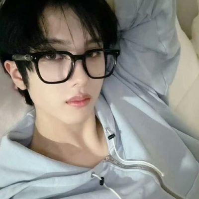 buzztai25's profile picture. 