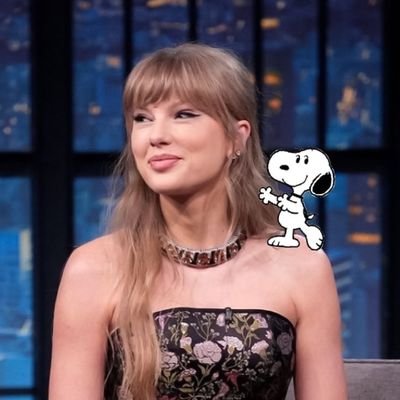 dom4tress's profile picture. 👩🏻‍💻: design e desenvolvimento | 🪩: jogos, séries, filmes, animes, livros, música, moda, gatos, astronomia, arte e tecnologia | 27 | multifandom