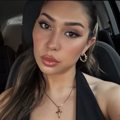yourcrush7777's profile picture. 🧛🏽‍♀️