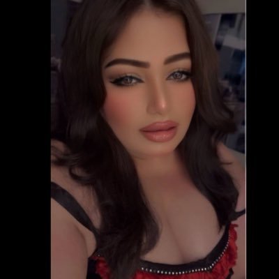 alsdae_j's profile picture. صـــا حــبــة الألـــف مـــزاج بلـحظه 🖤👸🏻.    https://t.co/gmZfeFOG2d