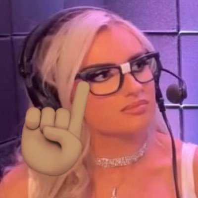 blakemonroex's profile picture. i like toxic yuri (women’s wrestling)