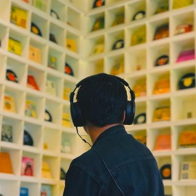 rforrestu's profile picture. halo.