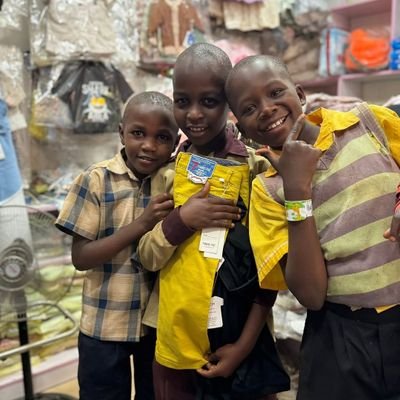 LokoNisha22412's profile picture. We farm to feed the poor Africa, and to school.
* *For Your kindness Help us to safe and feed poor Ugandans children through our agriculture.  +256744 796141