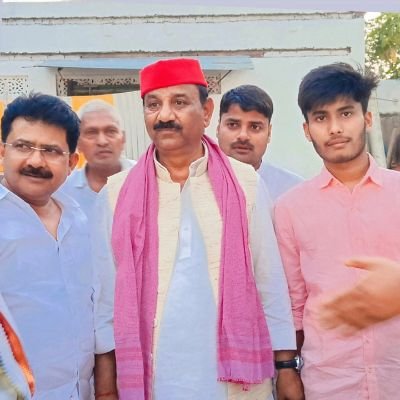 ayushyadav_61's profile picture. Socialist Thinkes || Views are personal..NoT Endorsement ||