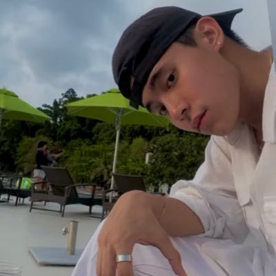 — @brentymanalo always, in all ways. snapback brent supremacy🛐