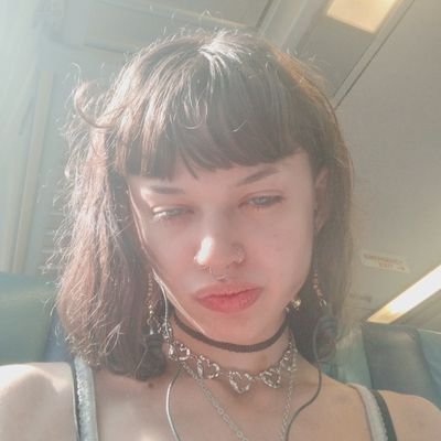 lowlifecherub's profile picture. High Wired LineGirl & hardware princess ⚧️