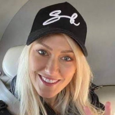 evank4701's profile picture. I’m $Billionaire philanthropist dedicated to helping the poor people to settle their huge debts. Text me if you’re interested to get help.    +14086382106