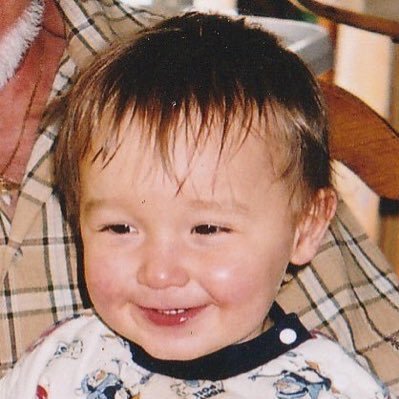 EncoreSiny's profile picture. 23 / Fan originel de Game of Thrones / One Piece / Tarnished / #KametoCorp seulement / (Je bloque a vu)