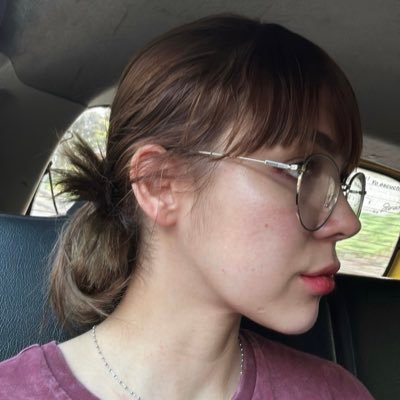 KayLedbett13738's profile picture. hi 👋 everyone 💕