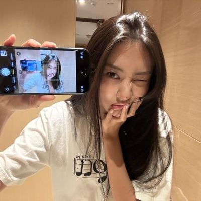 feminismoz's profile picture. public  rant   (19).   Profanities