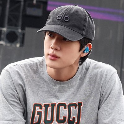 Nin__J92's profile picture. ℬ𝑇𝓢 ꕤ 𝒥 𝐼𝒩 #BTSARMY #진↬I purple u ❦ รีวิว #jinmoonreview 👉 @jjk_bts_9297