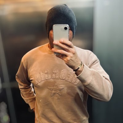 tylkorafa's profile picture. Kanapowiec w świecie futbolu amerykańskiego @NFL #NFLpl oraz hokeja @NHL #NHLpl. Ponadto w wolnych chwilach rzucę okiem na piłkę kopaną, UFC i takie tam.