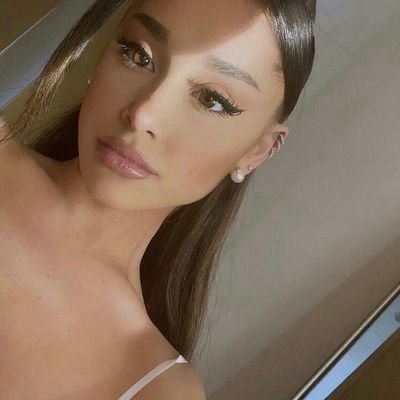 evenysgf's profile picture. kabhi vagina dekhi hai maa se nikalne ke baad laude