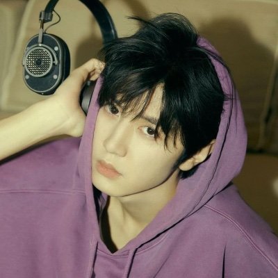 Gonghaoxuann's profile picture. โบ๋ว หนี่เมินห่าว หว่อเจี้ยว กงห่าวซวน (ㅅ´ ˘ `)♡ 𝓨𝓸𝓾 𝓬𝓪𝓷 𝓬𝓪𝓵𝓵 𝓶𝓮 𝓛𝓾𝓴𝓮 𝓲𝓯 𝔂𝓸𝓾 𝔀𝓪𝓷𝓽 ｡ ⊹˚.⋆ 반갑습니가 #ตัวละครสมมติ #octh