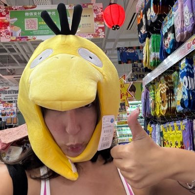 yuvalsmalla's profile picture. זה לא באמת השם משפחה שלי
