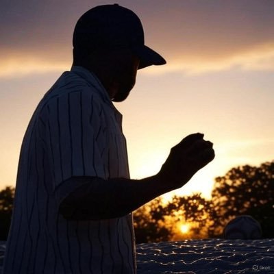 moonimvestor's profile picture. Market Analyst. Early & Long-Horizon Investor in SIREN, $ONDS, & $RR. Financial Insights. Not Financial Advice. Do Your Own Research.