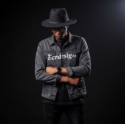 Exoplg's profile picture. ici pour discuter et je suis graphiste 
pour vos projet👉https://t.co/vFufI8vfQa
https://t.co/ZXz3o02SBX (portfolio)
Fb and Instagram Ecrdesign