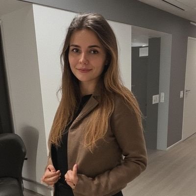 RealEvaNowak's profile picture. CGM specialist & diabetes care advocate.
Supporting people through smarter monitoring, clearer data, and real understanding; where technology meets life