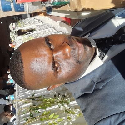 JuccieS's profile picture. difference btwn possible nd imposible lies on a person's determination.. Man city fan|Comms Engineer|