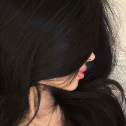 thmoonlett's profile picture. heavily protected by God 🌟