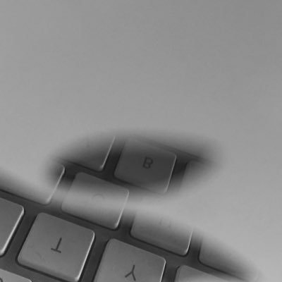 Po_Poo11's profile picture. 