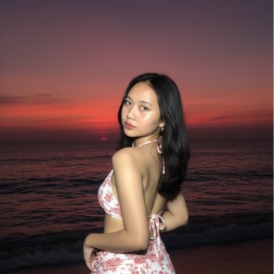 xxijiei's profile picture. masih aktif, update tergantung mood aja.