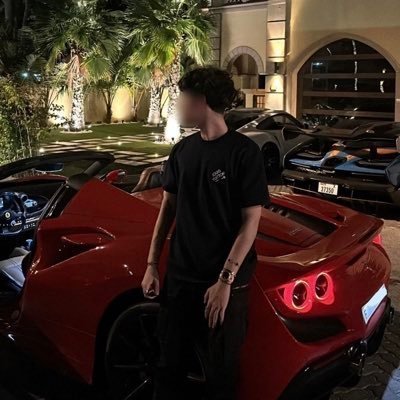 dsdsdsdsds74341's profile picture. こんにちは、現金を配りに来ました無料でお金をもらい たい人はいませんか,DMください