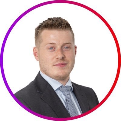 alex_moon89's profile picture. Only X Account | Strategist of marketing and business in emerging tech space. MarComms. Opinions are my own $AMoon. #NFFC 🔴⚪️