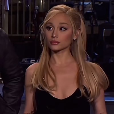 urmysweetener's profile picture. 