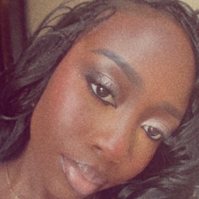 i_am_preciouss_'s profile picture. Content Marketing💻 | Finding me one step at a time | Content creator