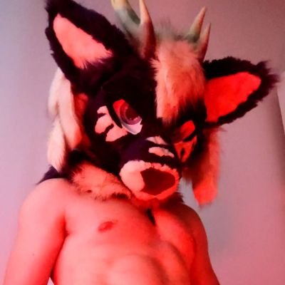 TheVeryPurpleAD's profile picture. 24yo / Poland / Switch / Bi / Friendly / Single / 18+ content /I'm a deer but some call me Penguin! /
SFW Profile: https://t.co/S9otNc3kcr