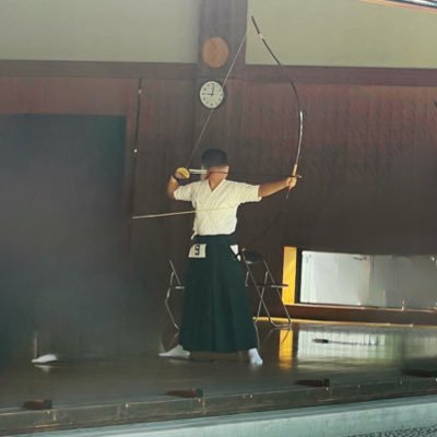 kyudoy_ritsuki's profile picture. 弓道歴一年と7ヶ月の若輩者です。
資格としては初段を取っています。
以後宜しくお願いします！

最近早気に悩んでます。