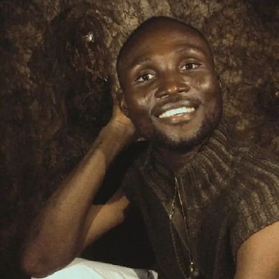 TakinbiO's profile picture. 