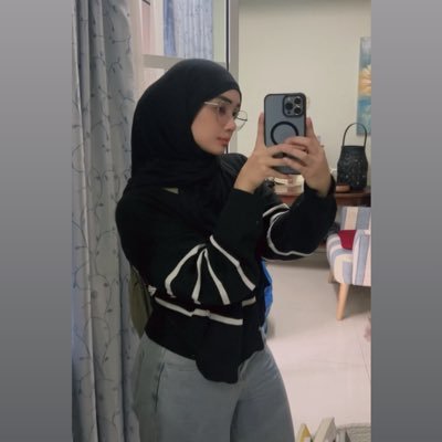 mirnazulaikha_'s profile picture. 