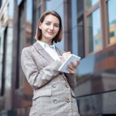 Mohammed_fal's profile picture. 12 years of investment experience, senior financial analyst, good at data analysis, focusing on the stock market, free and reliable information