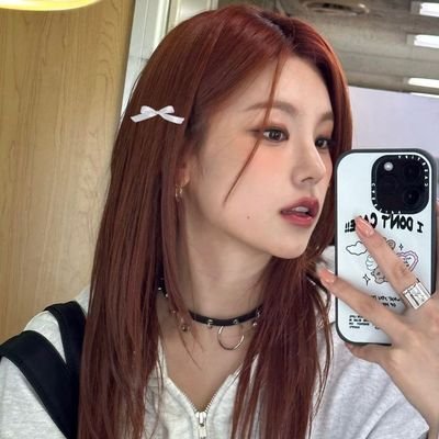 moclvs's profile picture. 