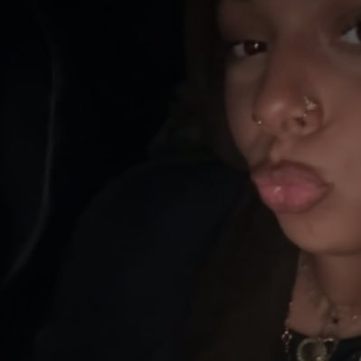 user219321's profile picture. juste une meuf chill qui parle tt seule 🧞‍♀️🧞‍♀️🧜🏼‍♀️🧜🏼‍♀️