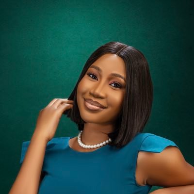 mhoyin_holu's profile picture. Physiotherapist || Product Design enthusiast || In Christ