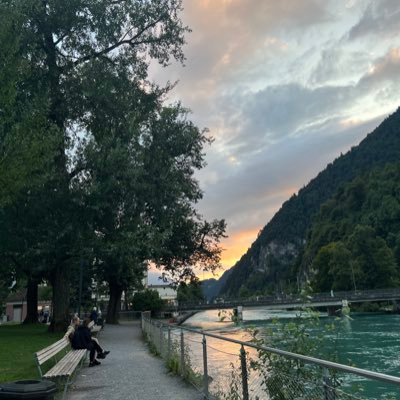 sara_kalnasser's profile picture. #PNU Alumni | Emergency Resident @KFSHRC | والله في عون العبد ماكان العبد في عون اخيه