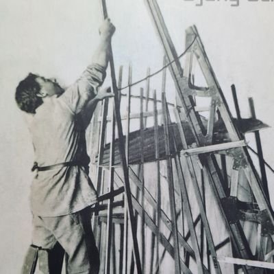 Docente jubilado. Comunista y filósofo de base.
