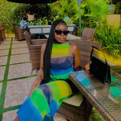 DnastyDee's profile picture. #capricorn ♑️ #Beehive