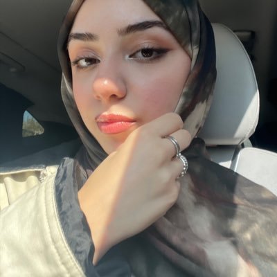 aycannatayy's profile picture. 
