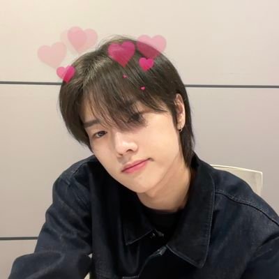 KJS01_kjs02's profile picture. ^•̀⩊•̀^»ㅡ❥ˎ₍•ʚ•₎ˏ