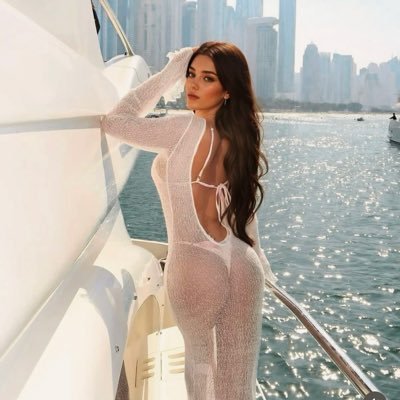 seliinkutayy's profile picture. emin değilim hic https://t.co/Eo3sOTmDve