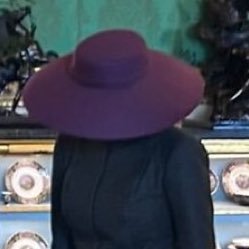 HiveXHottie's profile picture. Me: Black. Queer. Hellraiser. MyPosts: BEYONCE. REALITY TV. POLITICS. BEYONCE AGAIN. GAY STUFF. You’ve been warned.