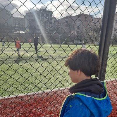 AESel2462's profile picture. Aklı Sende olmayanı
ısrarla yüreğinde taşıma.